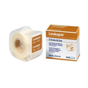 leukopor-esparadrapo-de-tejido-pieles-sensibles-9-2-m-x-2-5-cm-1-unidad-bsn-medical-300x300